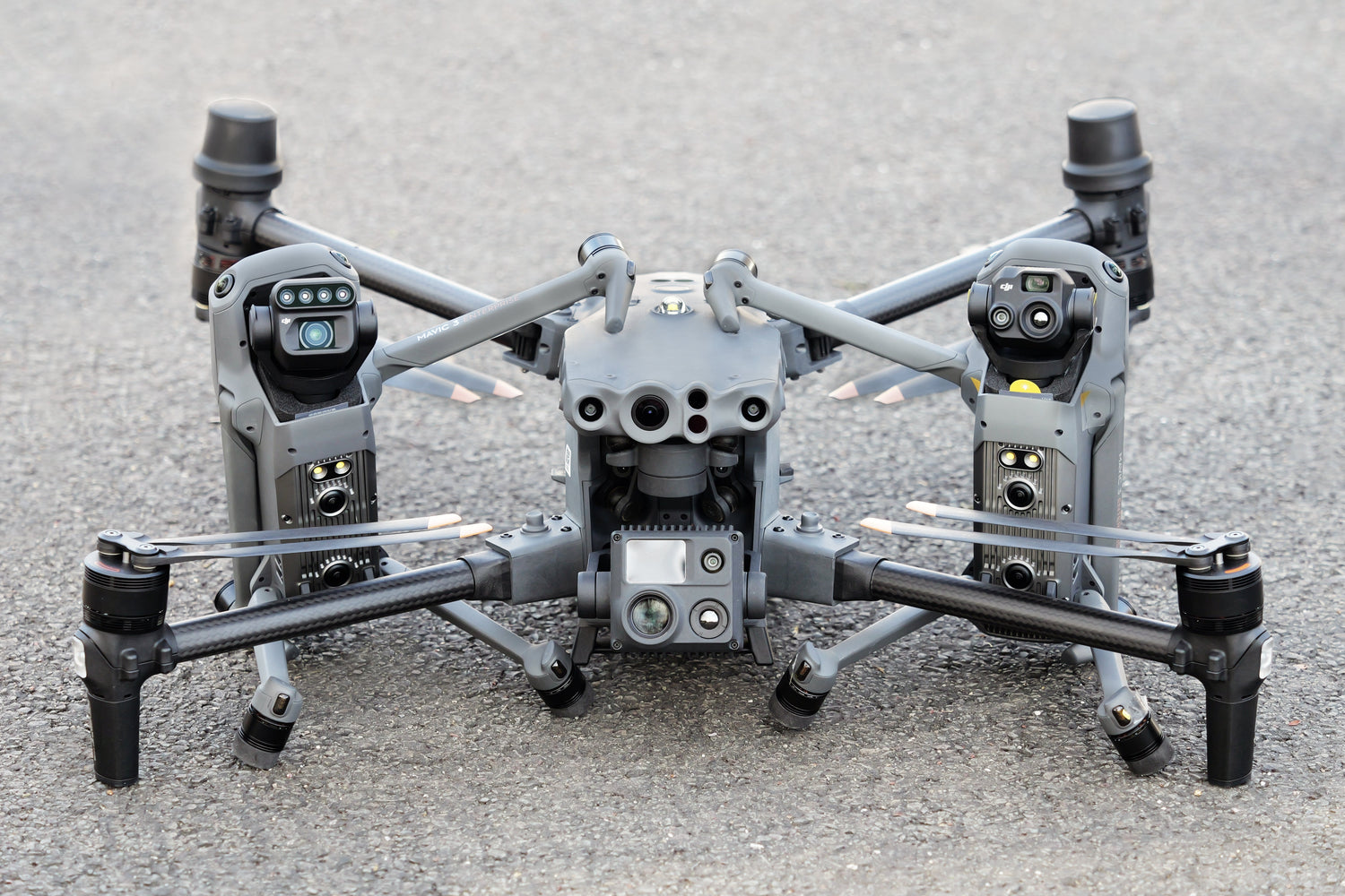 Reparatur von DJI Enterprise Drohnen